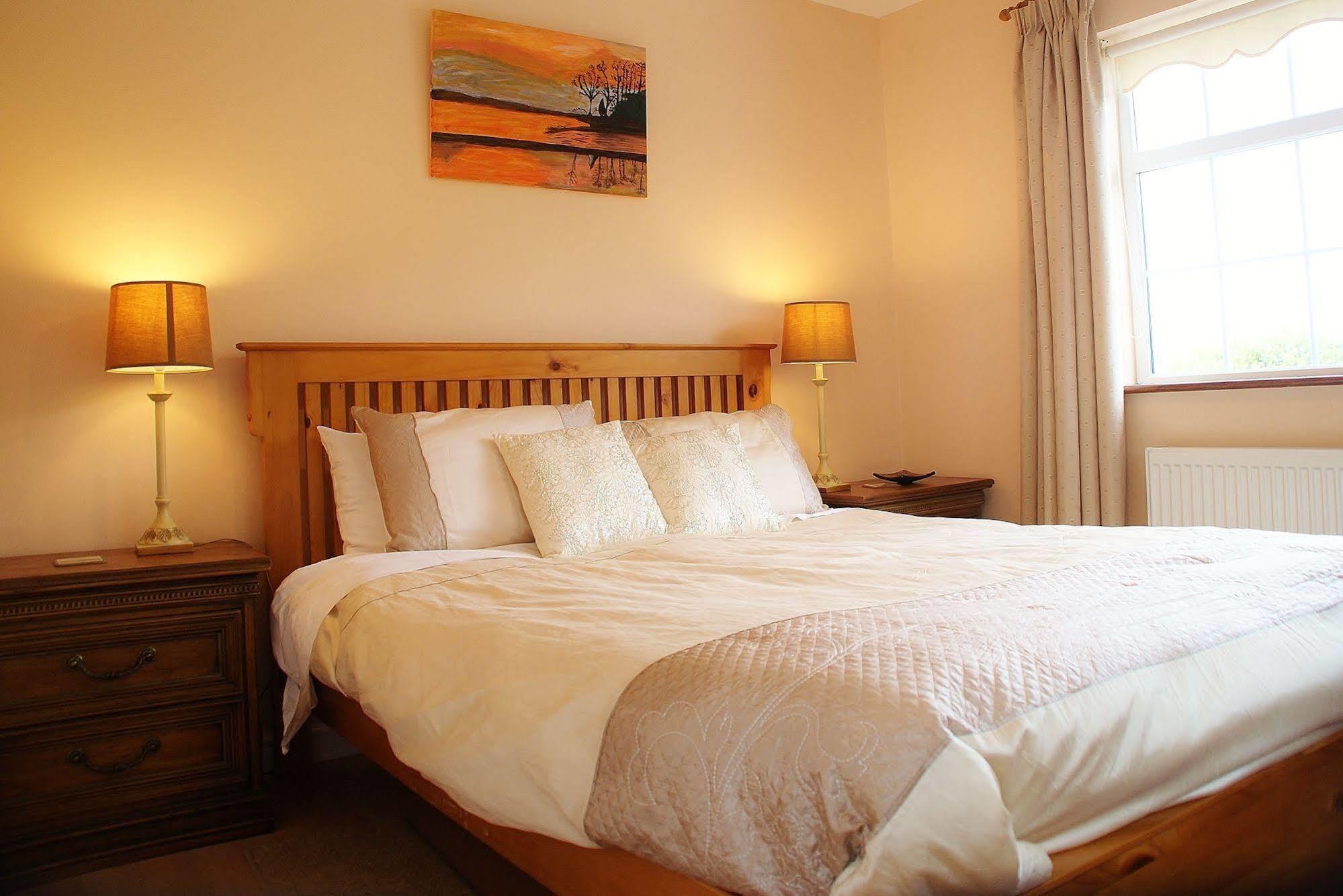 Strand'S End House Rooms Only, No Breakfast Served Cahersiveen Exterior foto
